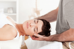 Лечение головной боли в висках мануальной терапией